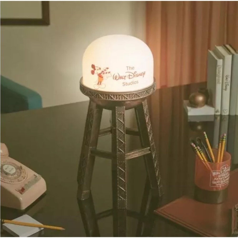 SOLD………Disney ERAS Lamp “The Walt Disney Studios” Water Tower - Picture 2 of 15